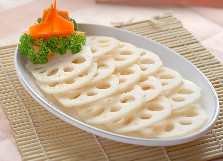 产后多吃菜身体恢复快