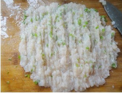 8个月宝宝辅食推荐：虾蓉小馄饨