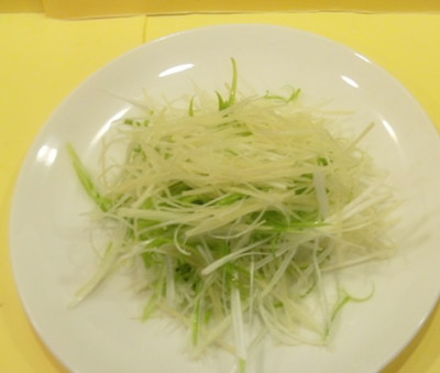 8个月宝宝辅食食谱推荐：番茄鸡蛋什锦面