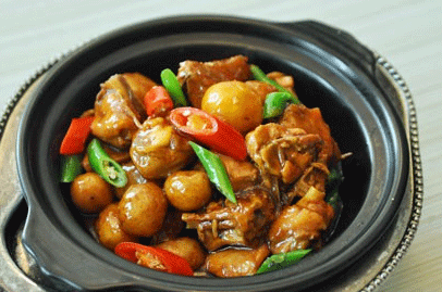 土豆焖鸡
