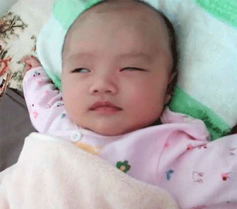 婴儿翻白眼怎么办