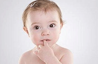 幼儿头发稀少的原因