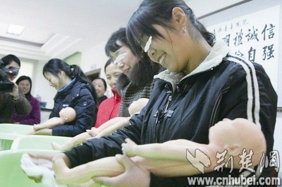 教宝宝辨认颜色好方法