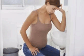 孕晚期如厕蹲坑好还是坐便好