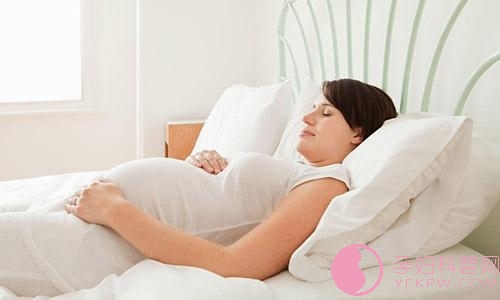 孕晚期要着重注意这些情况
