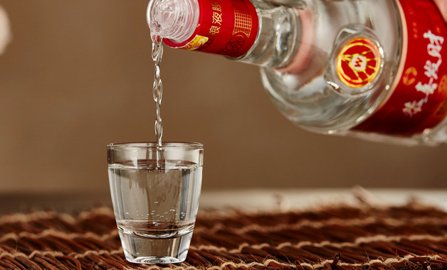 小金毛能喝点红酒吗