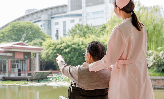 赡养老人是子女应尽的义务