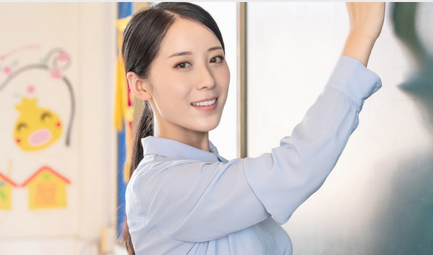 教师嗓子保养喝什么