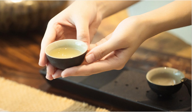 韩后茶蕊嫩白系列怎么样