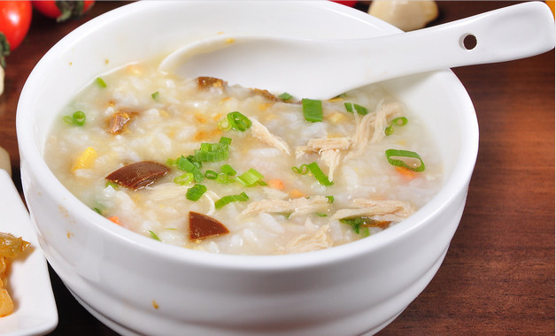 考试的早餐前应吃什么吃多少