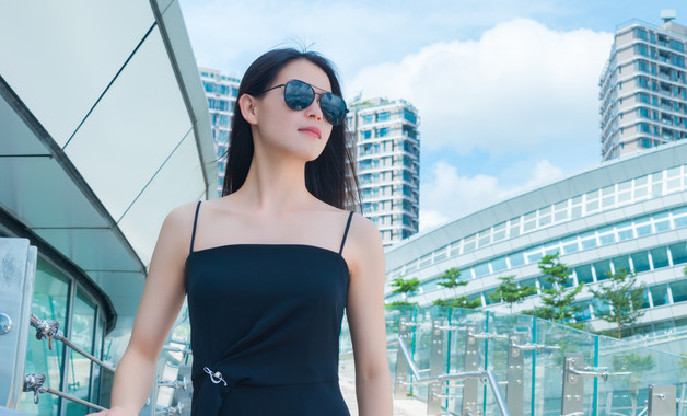 圆脸适合什么发型女长发还是短发